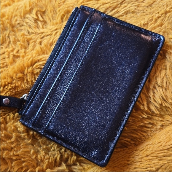 Kate Spade Glitter Card Holder - Picture 4 of 9